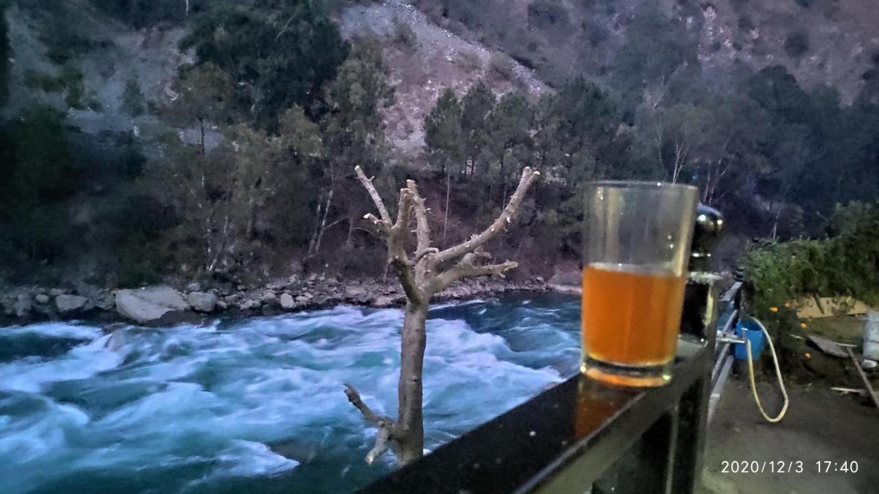 Tirthan Grand Riverside Banjār Dış mekan fotoğraf