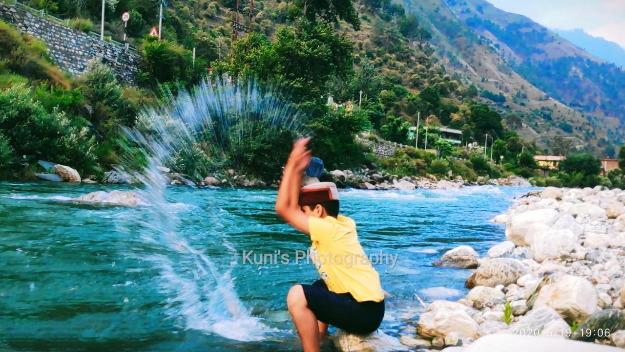Tirthan Grand Riverside Banjār Dış mekan fotoğraf